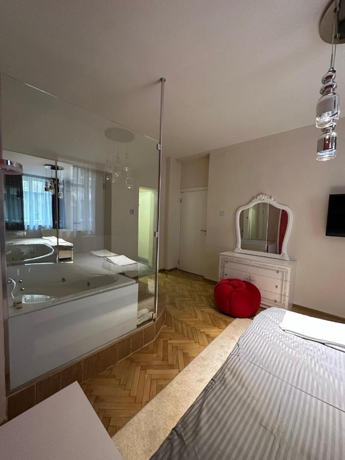 Lux Apartments Top Center Sofya Dış mekan fotoğraf